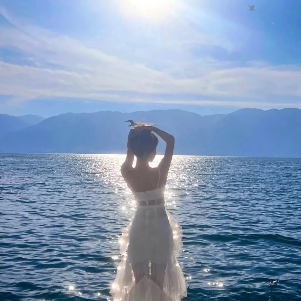 操场灯火番外海报